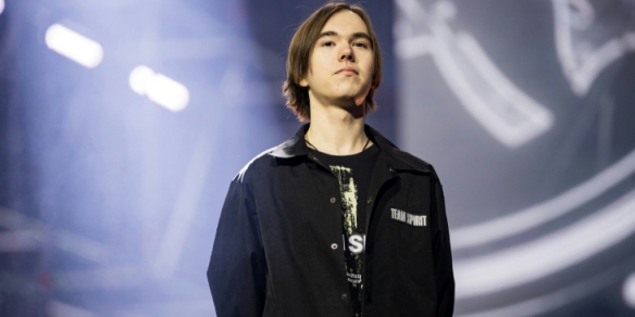 LNG回应Scout不能去S14：目前结果尚未定论 希望会有好的消息